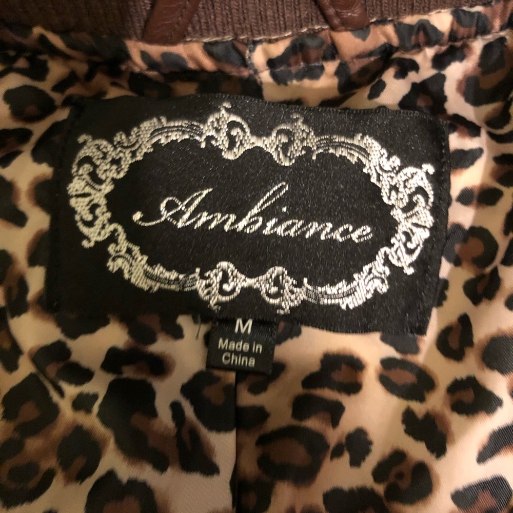 Bomber jacket - Picture 3 of 5